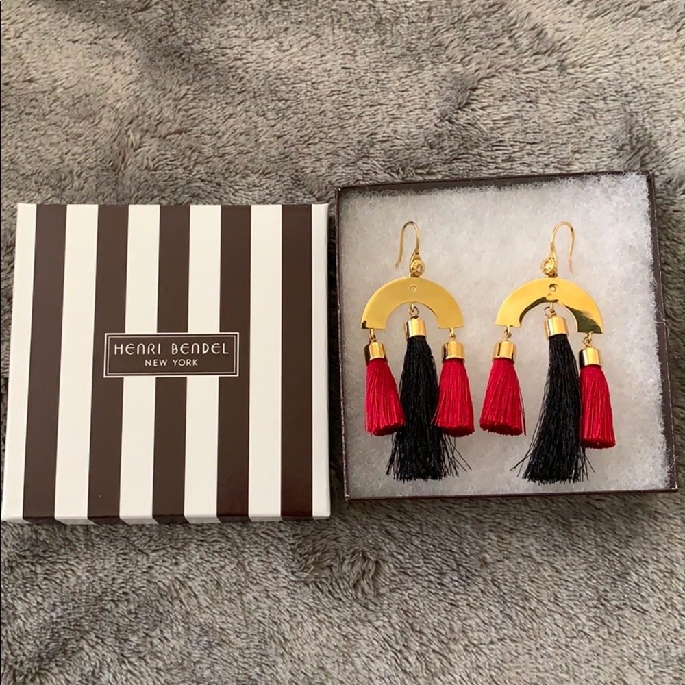 HENRI BENDEL EARRINGS